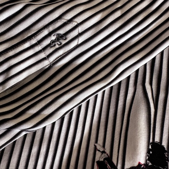 Robert Graham cotton button up - Picture 8 of 14